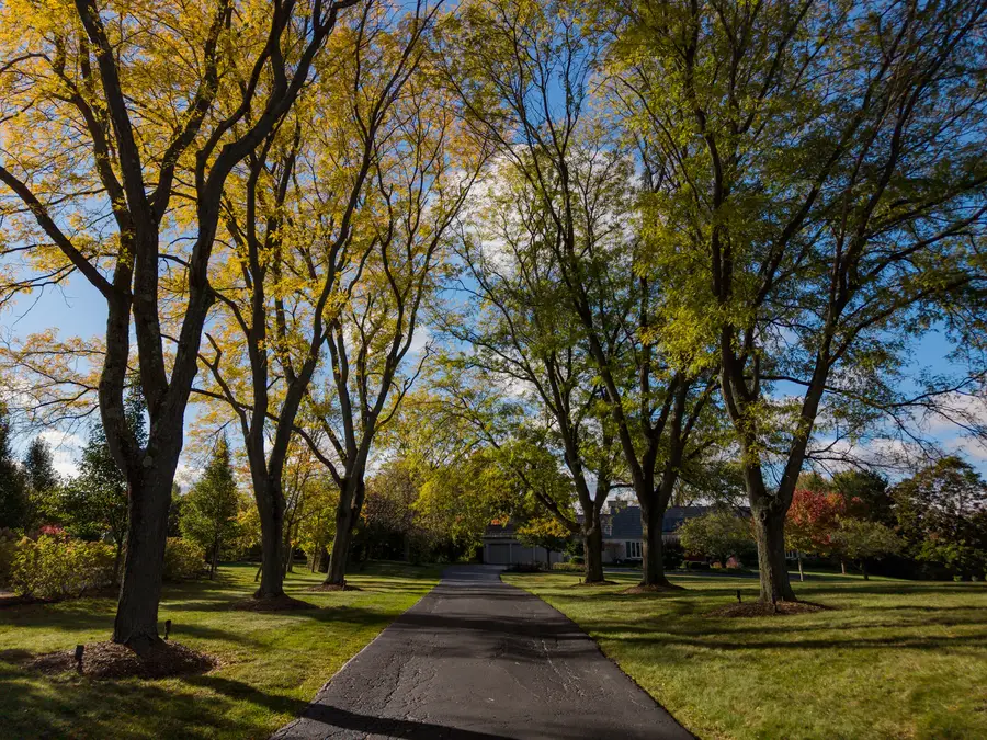 418 W County Line Road, Barrington, IL 60010 - Image #2