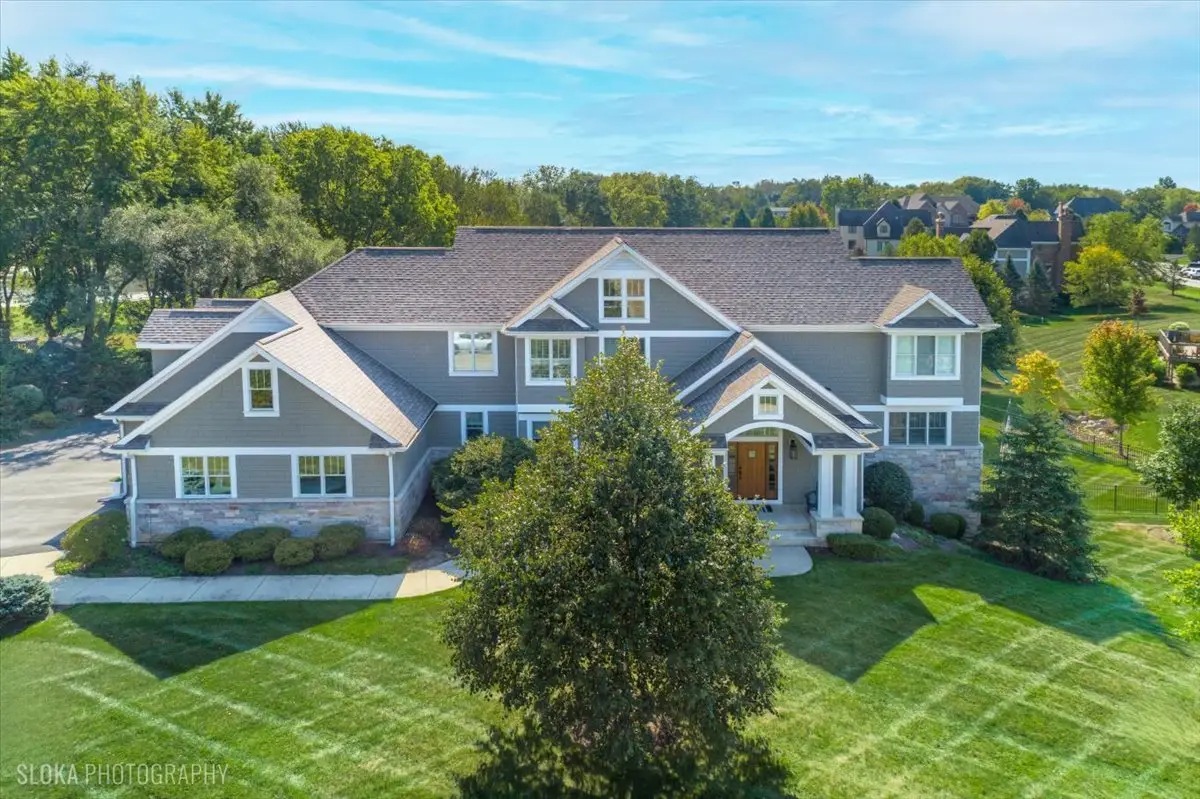 25999 W Sunset Road, Barrington, IL 60010 - #1