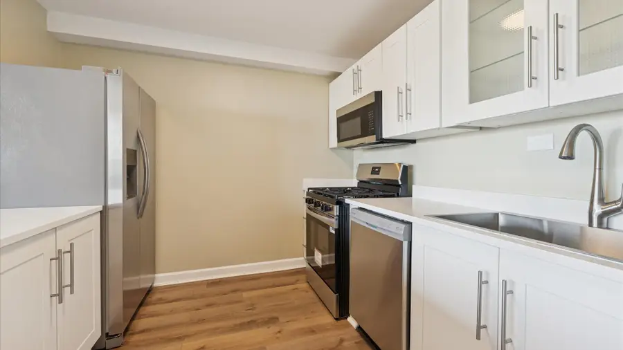 3950 N Lake Shore Drive #1706, Chicago, IL 60613 - Image #3