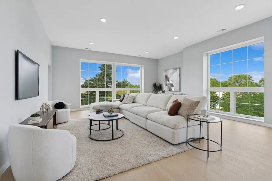 5830 N Lincoln Avenue #3E, Chicago, IL 60659 - Image #2