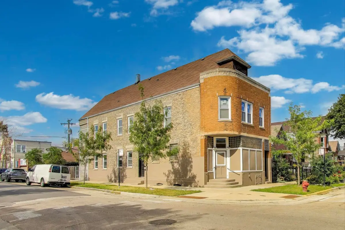 Address Withheld By Seller, Chicago, IL 60609 - Image #1