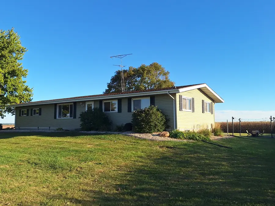 2117 Us Rt 30, West Brooklyn, IL 61378 - Image #2