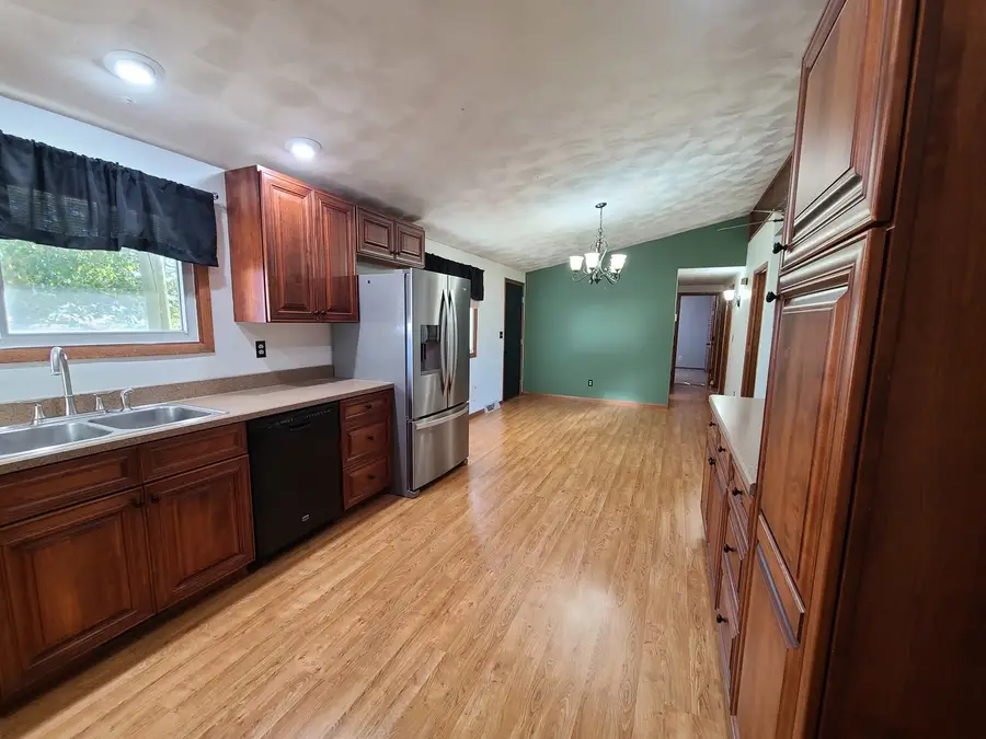 2117 Us Rt 30, West Brooklyn, IL 61378 - Image #3