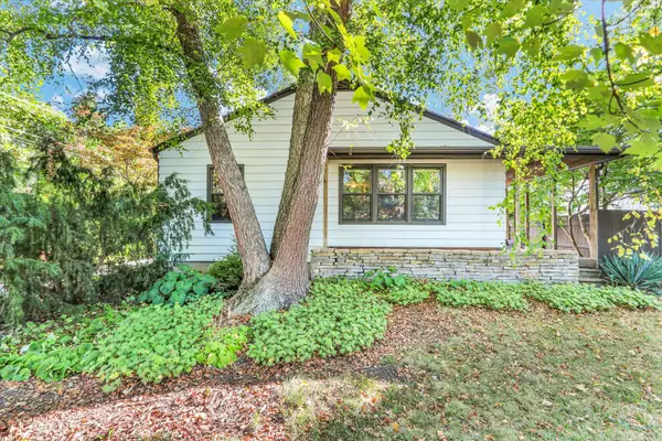 904 S Elm Boulevard, Champaign, IL 61820