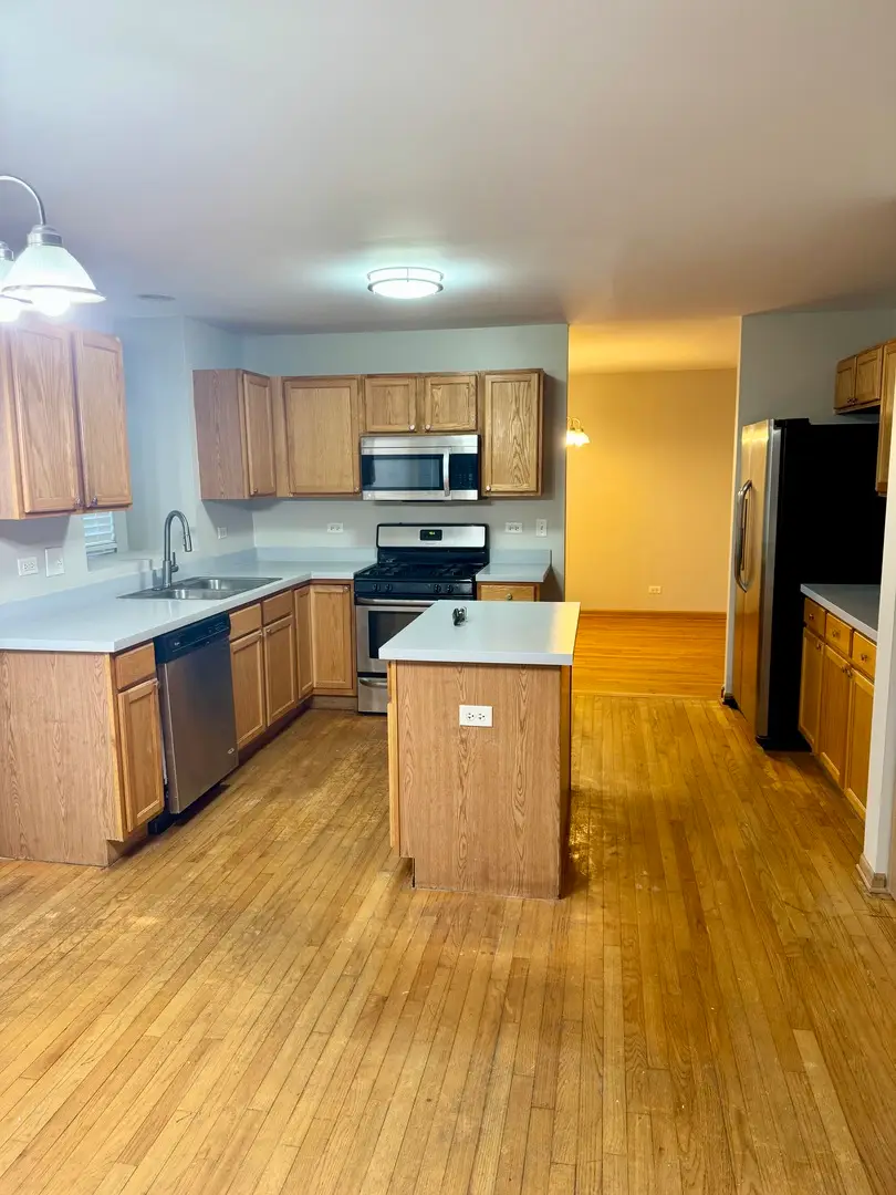 6216 Pond View Drive, Matteson, IL 60443 - Image #2