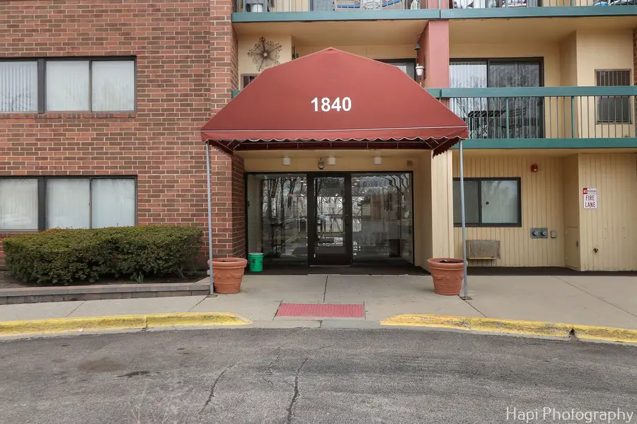 1840 Huntington Boulevard #415, Hoffman Estates, IL 60194 - Image #2