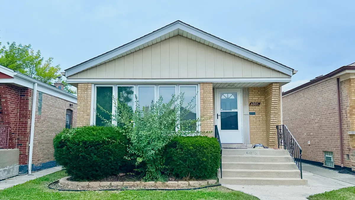 6005 S Menard Avenue, Chicago, IL 60638 - Image #1