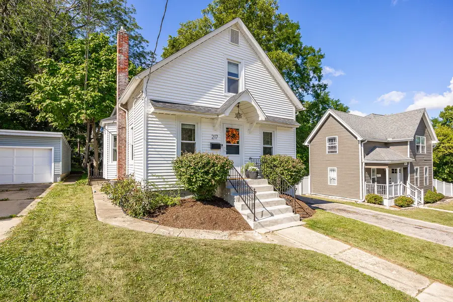 217 N 6th Street, Saint Charles, IL 60174 - Image #2