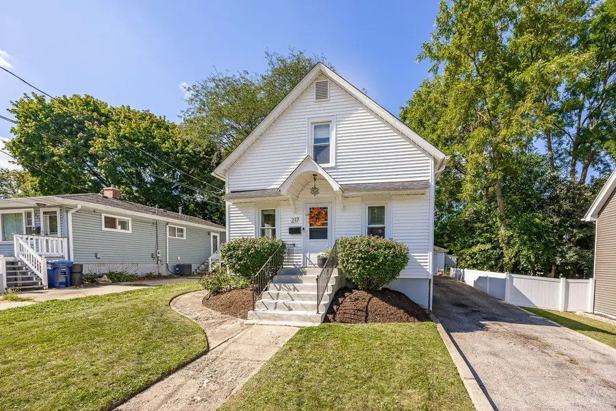 217 N 6th Street, Saint Charles, IL 60174 - Image #3