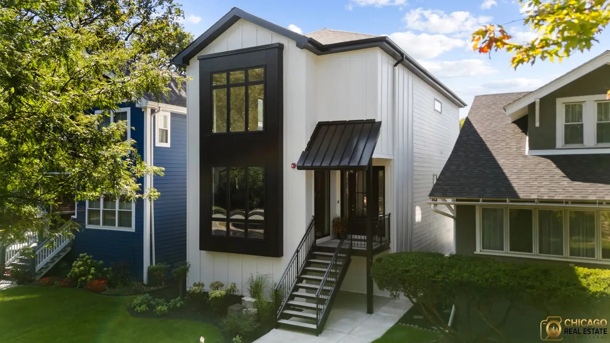 1143 Clinton Avenue, Oak Park, IL 60304 - Image #1