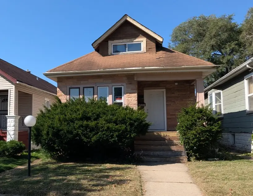 10522 S Eggleston Avenue, Chicago, IL 60628 - Image #1