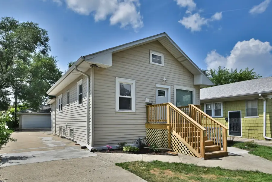 2122 S 2nd Avenue, Maywood, IL 60153 - Image #2