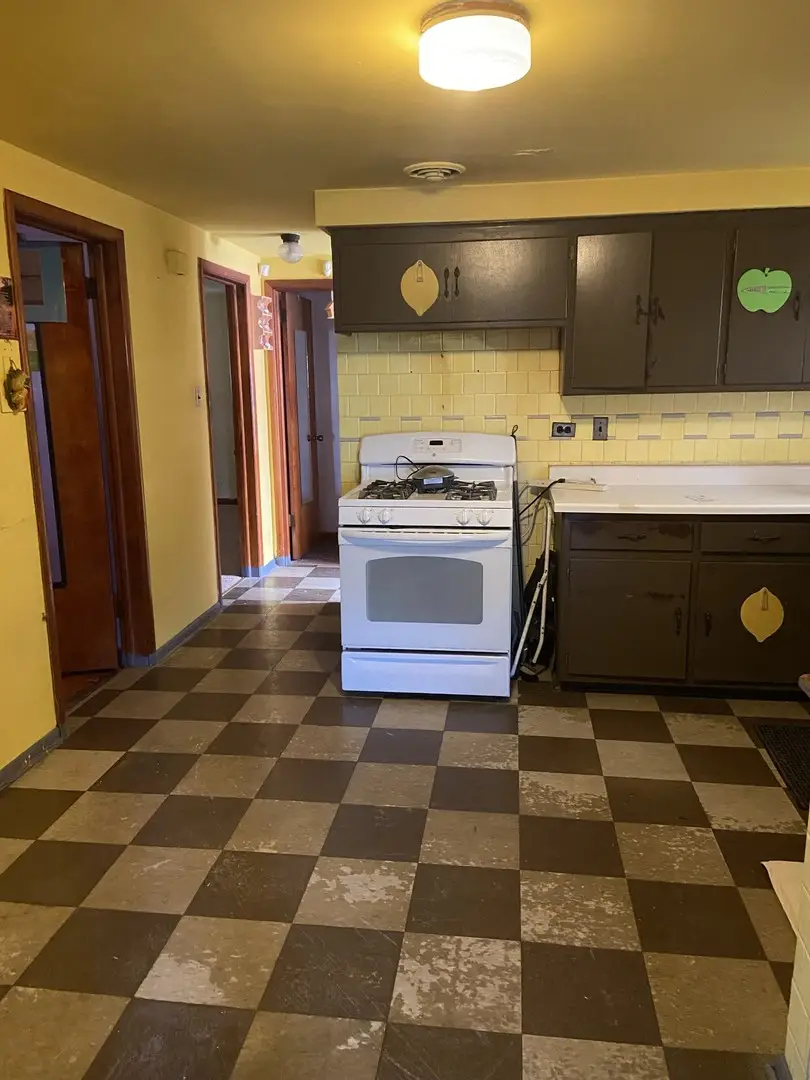 2321 W 81st Place, Chicago, IL 60620 - Image #3