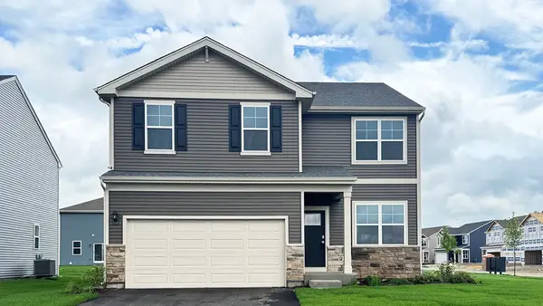 504 Autumn Moor Trail, Hampshire, IL 60140