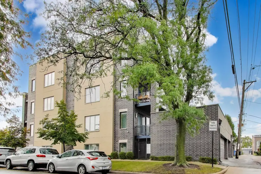 2352 W Winona Street #3E, Chicago, IL 60625 - Image #2
