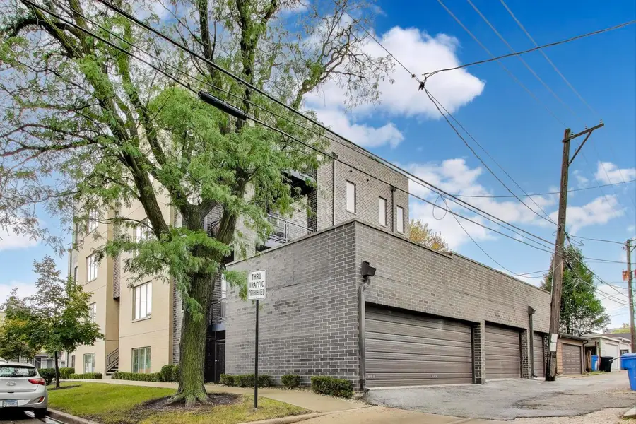 2352 W Winona Street #3E, Chicago, IL 60625 - Image #3