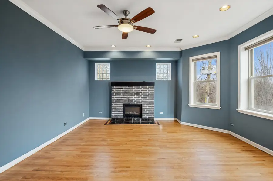 4852 N Sacramento Avenue #3, Chicago, IL 60625 - Image #3