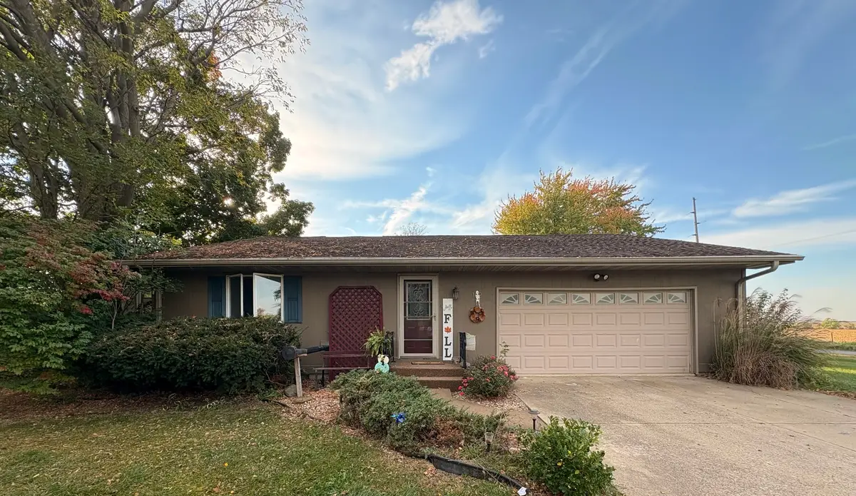 102 Maple Street, Cedar Point, IL 61316 - Image #1