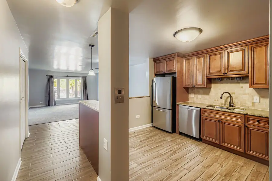 10048 S Pulaski Road #1E, Oak Lawn, IL 60453 - Image #2