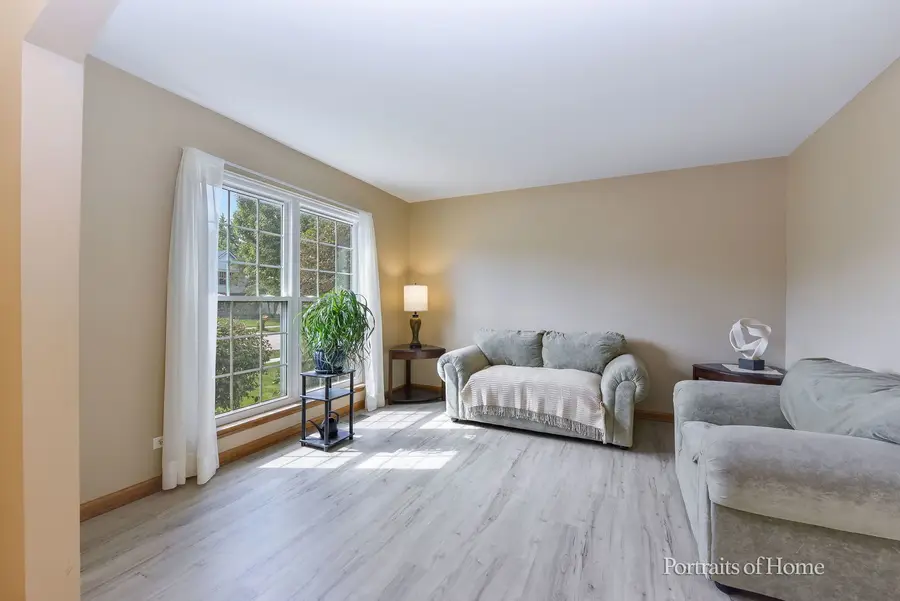 2420 Glenford Drive, Aurora, IL 60502 - Image #3