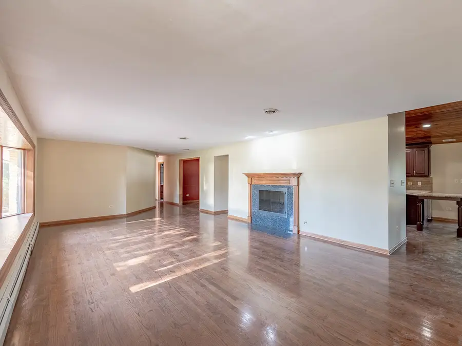 21 E Stonegate Drive, Prospect Heights, IL 60070 - Image #3