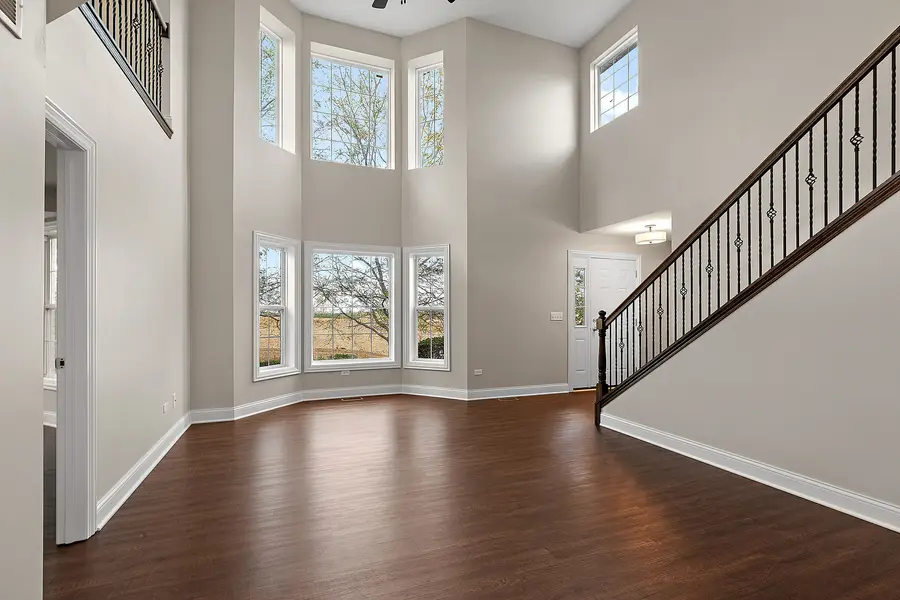 16150 Hillcrest Circle, Orland Park, IL 60467 - Image #3