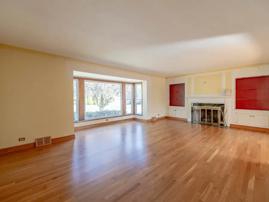 258 W Highland Drive, Chicago Heights, IL 60411 - Image #3