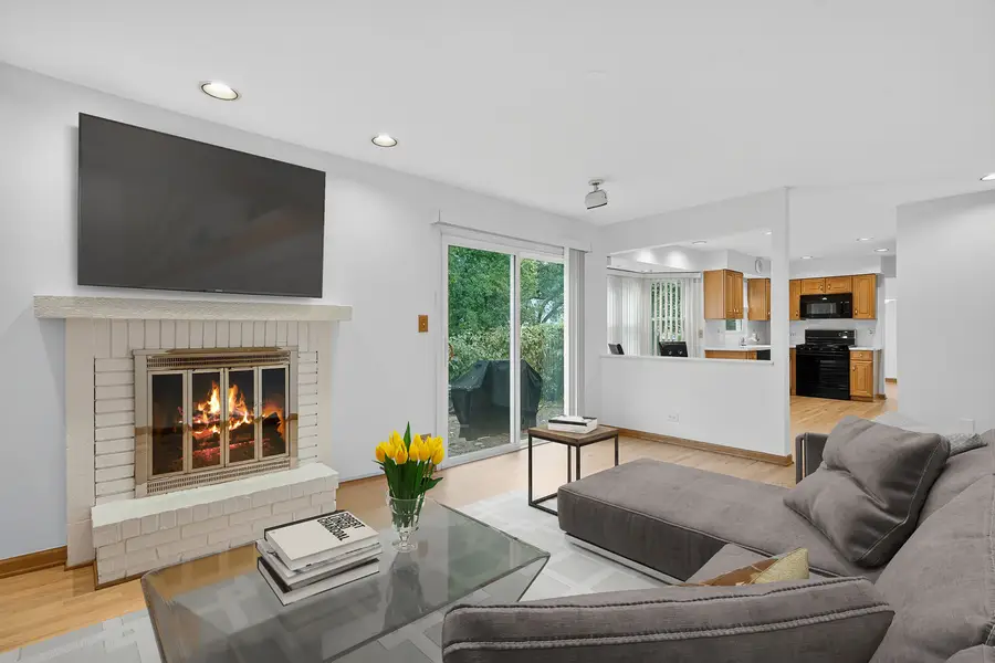 1265 Devonshire Road, Buffalo Grove, IL 60089 - Image #2