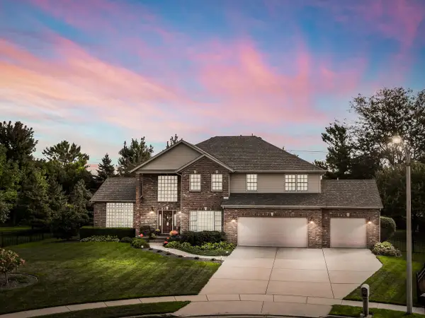 3 Strawberry Road, Bloomington, IL 61704