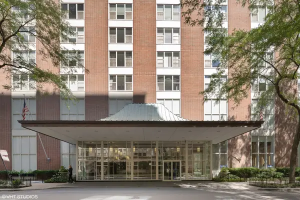1325 N State Parkway #15C, Chicago, IL 60610