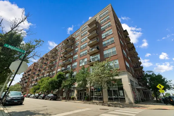 6 S Laflin Street #910, Chicago, IL 60607