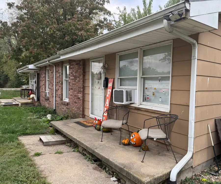 101 W Richardson Street, Farmer City, IL 61842 - Image #2