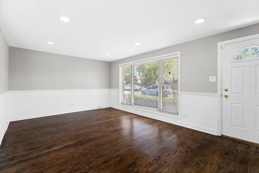 11724 S Laflin Street, Chicago, IL 60643 - Image #3