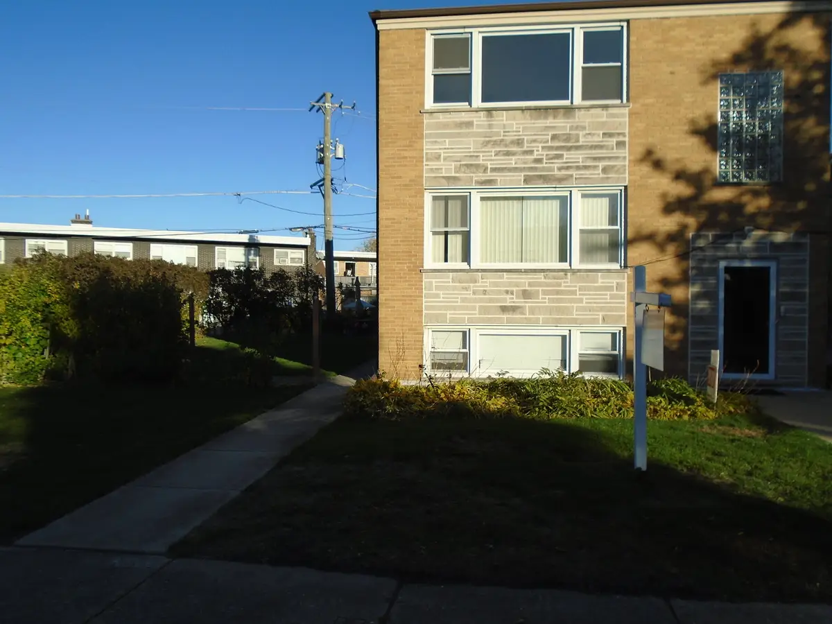 8037 N Oriole Avenue, Niles, IL 60714 - Image #1