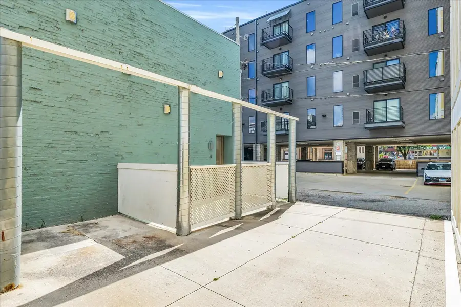 5 E Columbia Avenue #5, Champaign, IL 61820 - #3