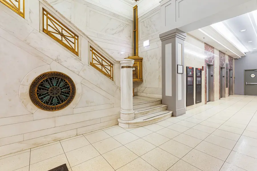 5 N Wabash Avenue #704, Chicago, IL 60602 - Image #2