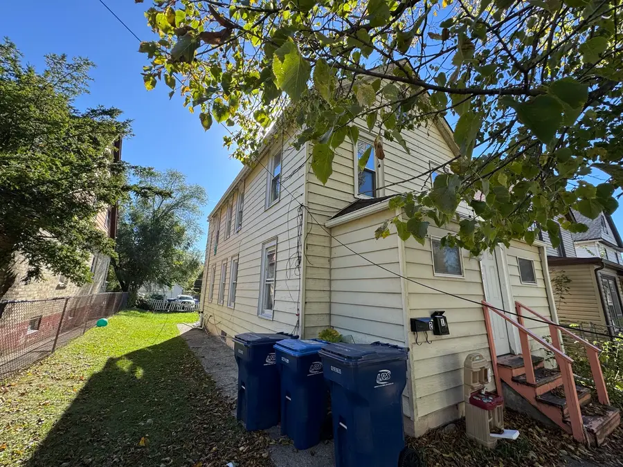 631 8th Street, Waukegan, IL 60085 - Image #2