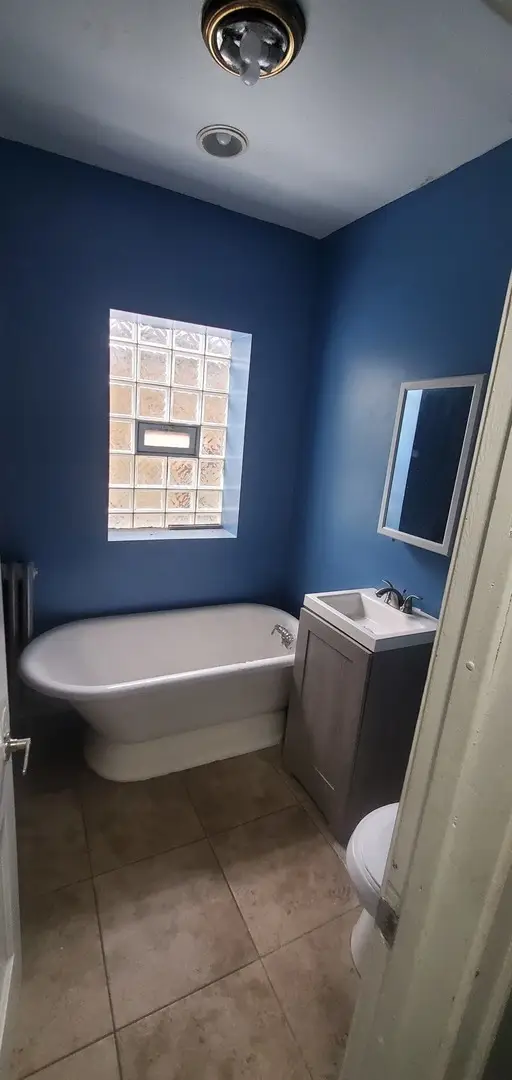 Address Withheld By Seller, Chicago, IL 60628 - Image #2