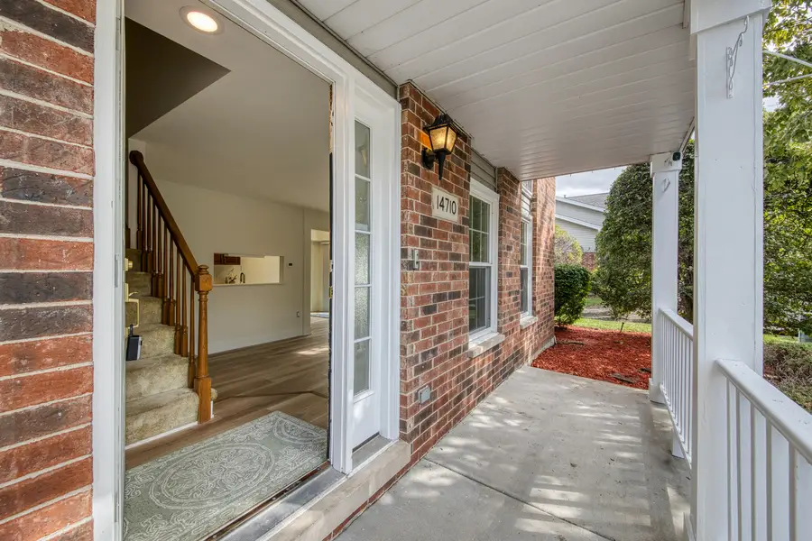 14710 Kenton Avenue, Midlothian, IL 60445 - Image #2