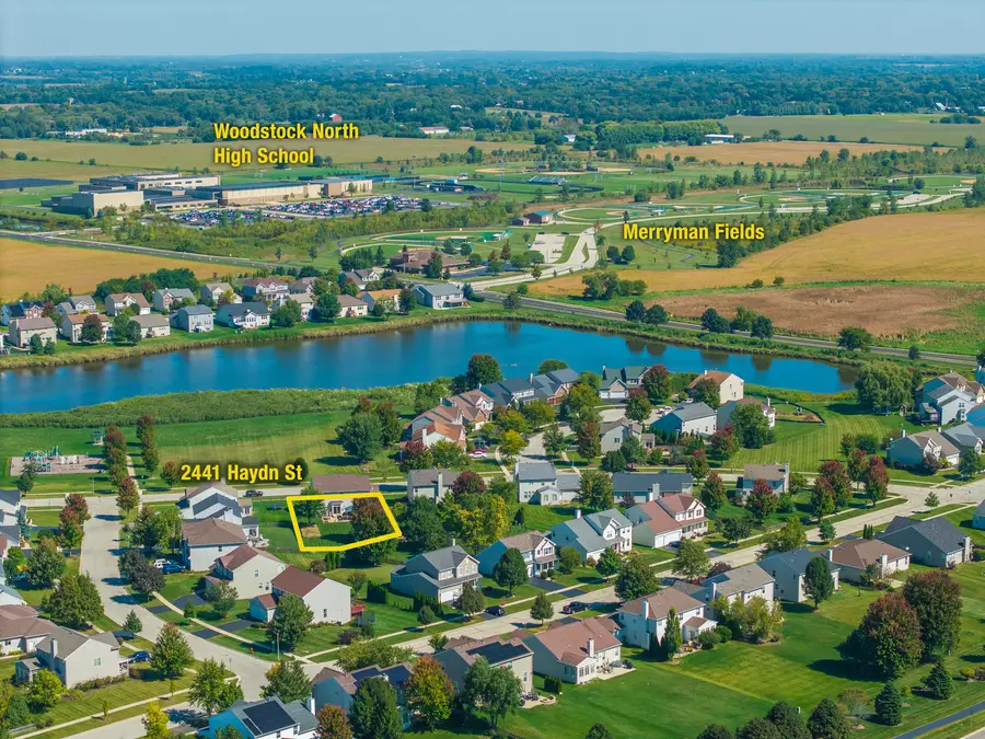 2441 Haydn Street, Woodstock, IL 60098 - Image #2