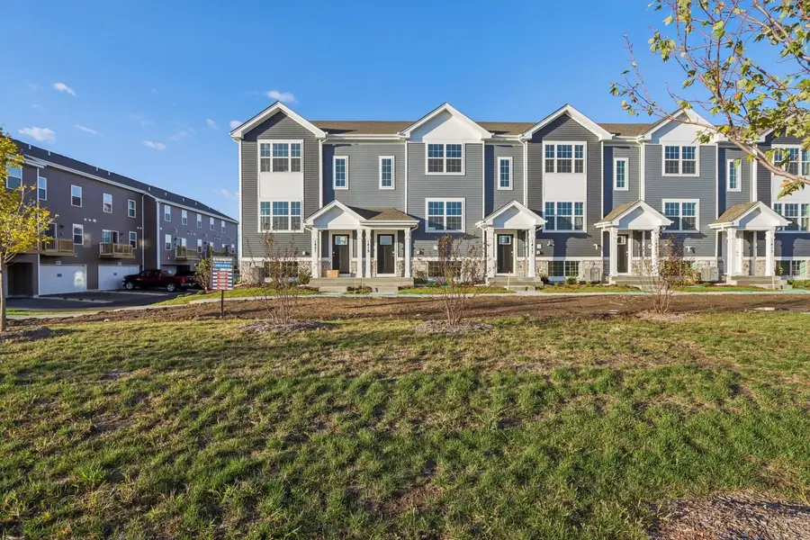 1419 Oakfield Lane, Pingree Grove, IL 60140 - Image #3