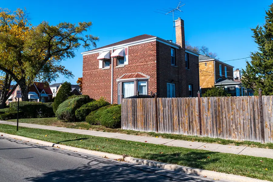1801 N 73rd Avenue, Elmwood Park, IL 60707 - Image #3