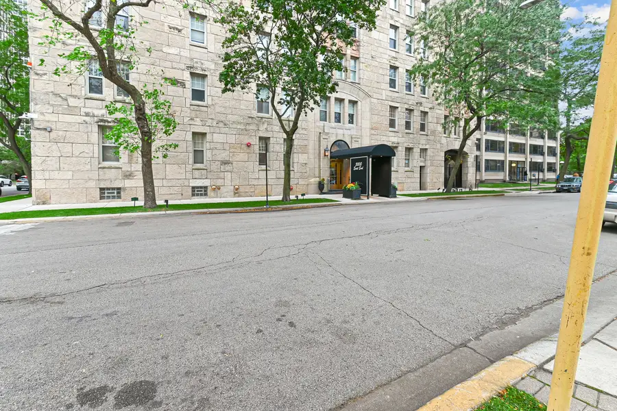 5000 S East End Avenue #2D, Chicago, IL 60615 - Image #2