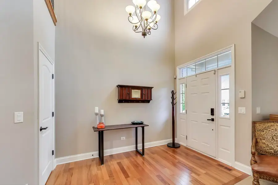 4 Daybreak Terrace, Buffalo Grove, IL 60089 - Image #2