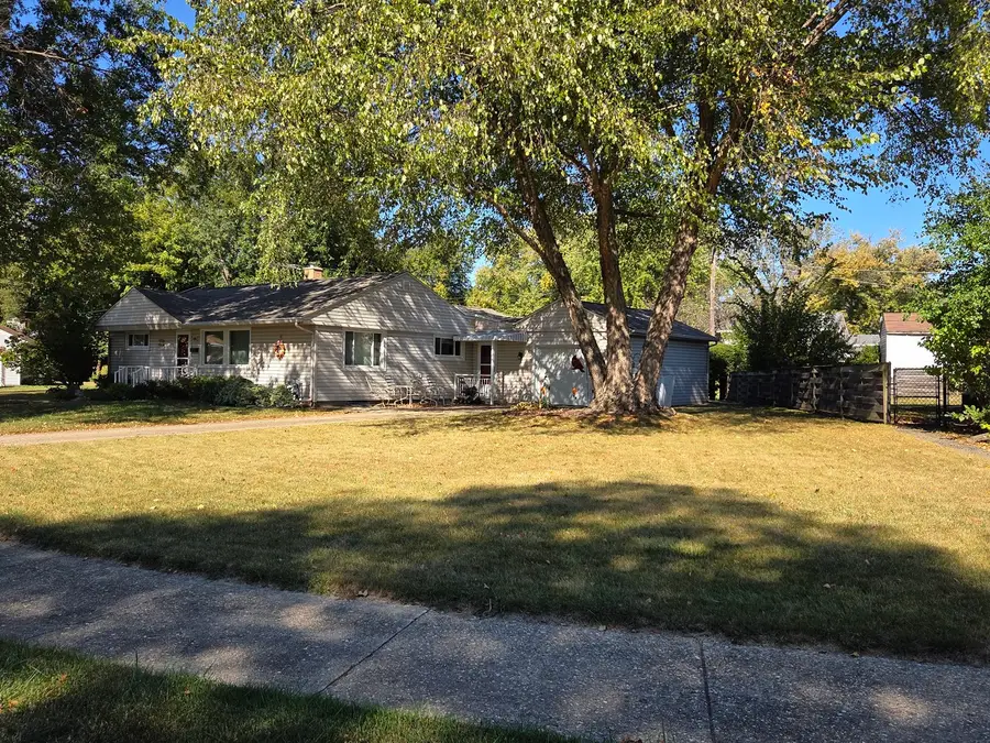 106 Oriole Circle, Rockford, IL 61107 - Image #2
