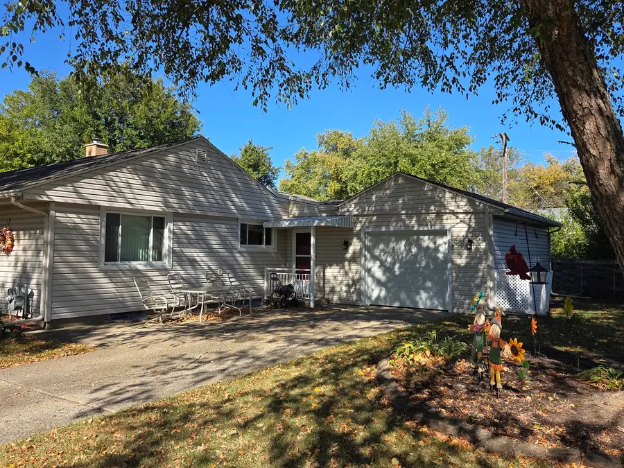 106 Oriole Circle, Rockford, IL 61107 - Image #3