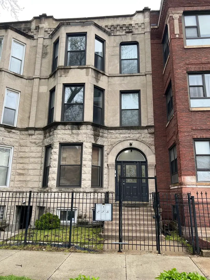 4813 S Prairie Avenue, Chicago, IL 60615 - Image #1