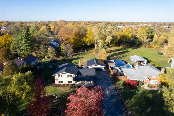 Address Withheld By Seller, La Grange Highlands, IL 60525