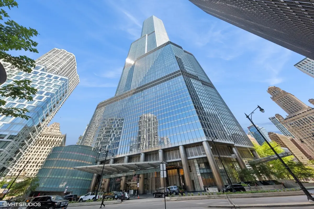 401 N Wabash Street #33A, Chicago, IL 60611 - Image #1