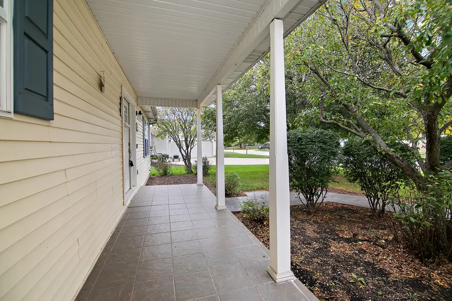 374 S Mcguire Drive, Manteno, IL 60950 - Image #2